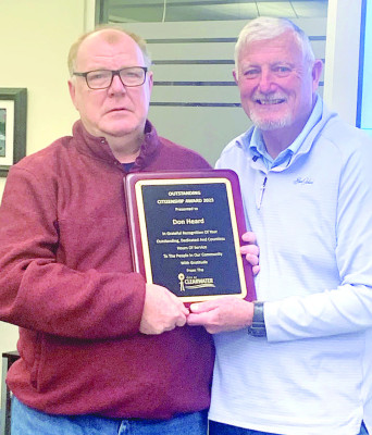 Don Heard, left, receives the Clearwater Citizen of the Year award from Mayor Burt Ussery. Heard has been a Clearwater resident for 23 years. Contributed photo
