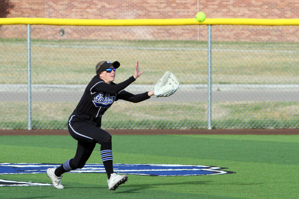 Sadie Bowyer catches fly for out