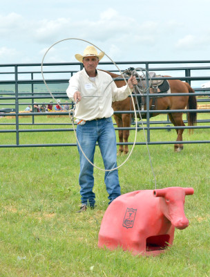 Steve Standerwick of Emporia showed off his roping skills throughout the afternoon. Paul Rhodes/TSnews