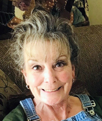 Celia Knoffloch