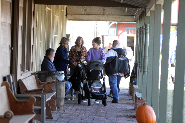 FLOYD'S FALL FEST 10.19.23