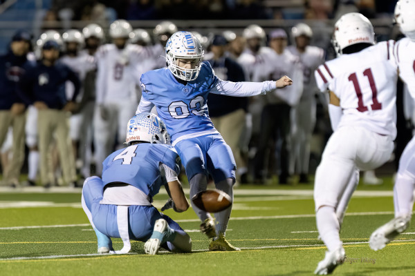 11.21.24 web_Eisenhower football