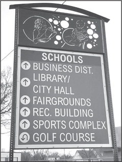 Community efforts highlight public art projects