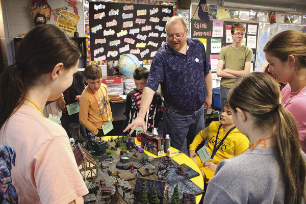 Students learn the arts