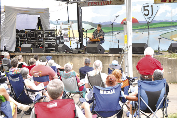 Kara Barnard performs during a concert at the Walnut Valley Festival featuring last year’s contest winners. Barnard won the2022 National Mountain Dulicmer Championship. Paul Rhodes/TSnews