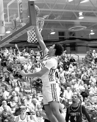No. 2 Cards nab two more wins