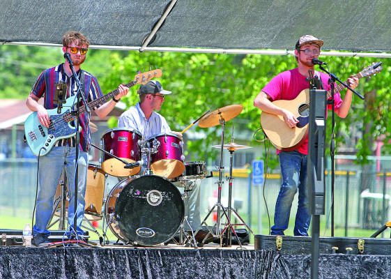 The Lough Brothers band performs on Saturday at the fifth annual Vintage Market took place Saturday in Garden Plain. In addition to live music, the event featured a kids zone, food trucks, many merchants, and shopping with local businesses. Travis Mounts/TSnews