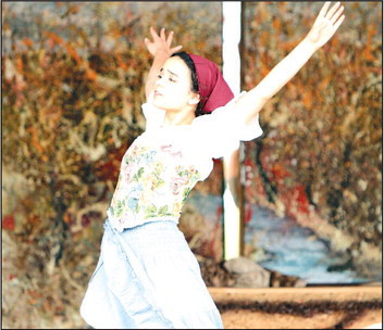 Ballet draws crowds