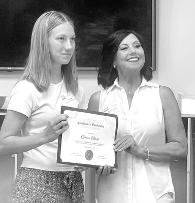 Scholarship winners highlight Chamber meeting