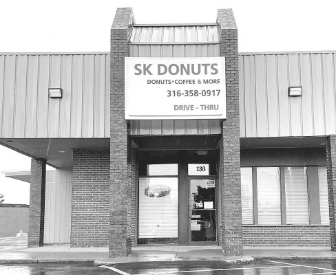 SK Donuts in Haysville offers a wide selection of breakfast items. Travis Mounts/TSNews.