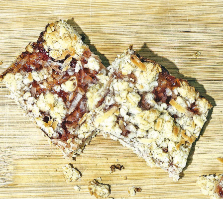 Preserve your time with a quick strawberry bar