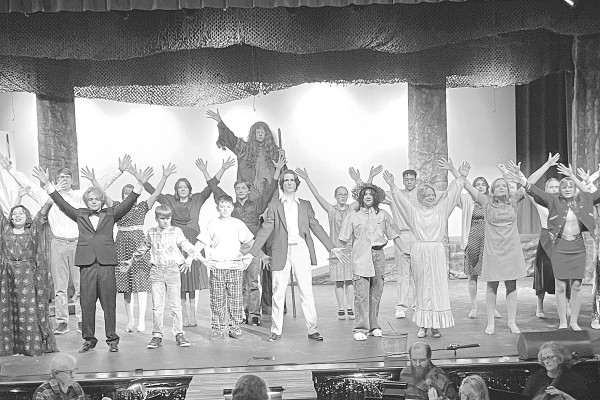 Clearwater High opens ‘Big Fish’ this weekend
