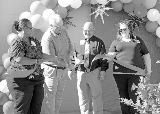 Walmart celebrates renovation