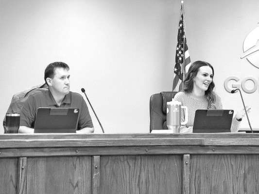 Corey Dir, left, and Amanda White joined the Goddard City Council on Monday. They won election to the council in November. Paul Rhodes/TSnews