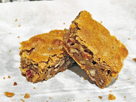 Southern pecan chewies have a chewy, soft center, as advertised, with pops of crunchy pecans throughout. They are a great bar cookie for summer events.