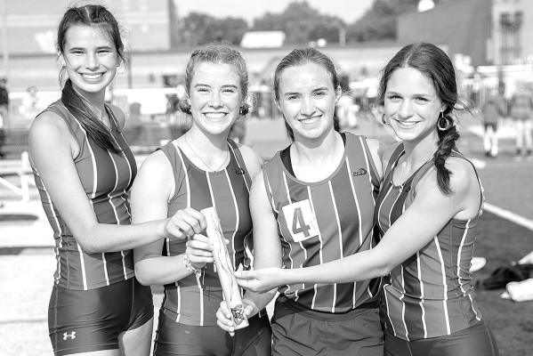 ABOVE: Cheney’s 4x800-meter relay team broke the school record at last week’s regional meet. Pictured from left are Reese Hedstrom, Kinslee Ingram, Abbye Hudson and Taeyln Hoch. Tatum Ingram/Cheney track