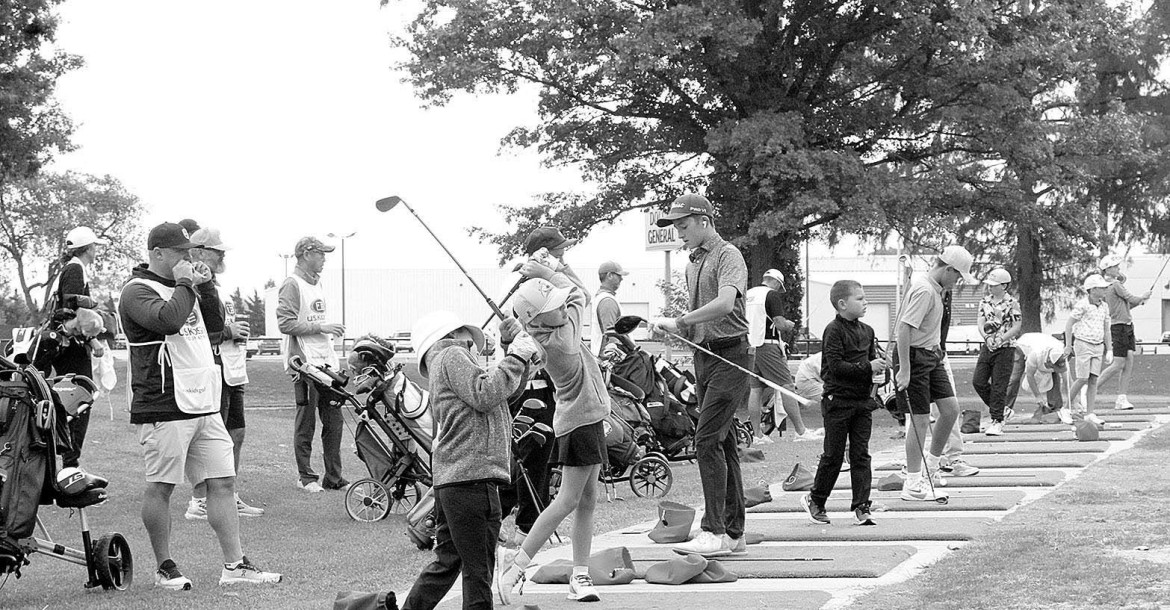 Golfers come to Cheney